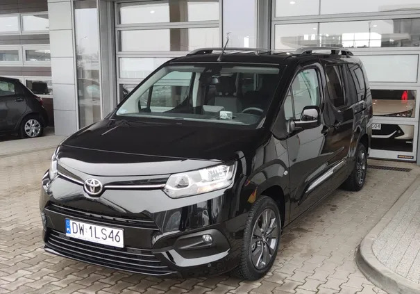 małopolskie Toyota Proace City Verso cena 100000 przebieg: 85600, rok produkcji 2020 z Annopol